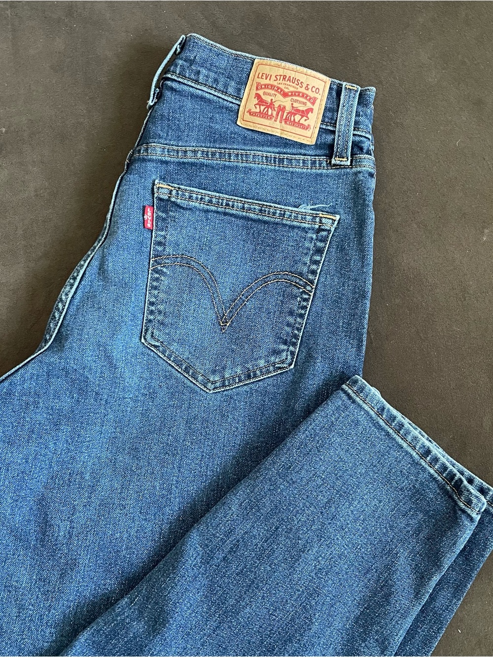 Levi's high waisted Mom Jeans